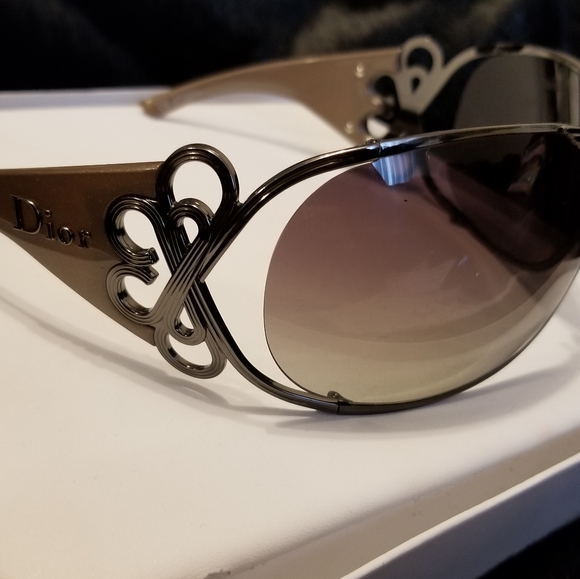 Name brand stuff - Picture 4 of 8